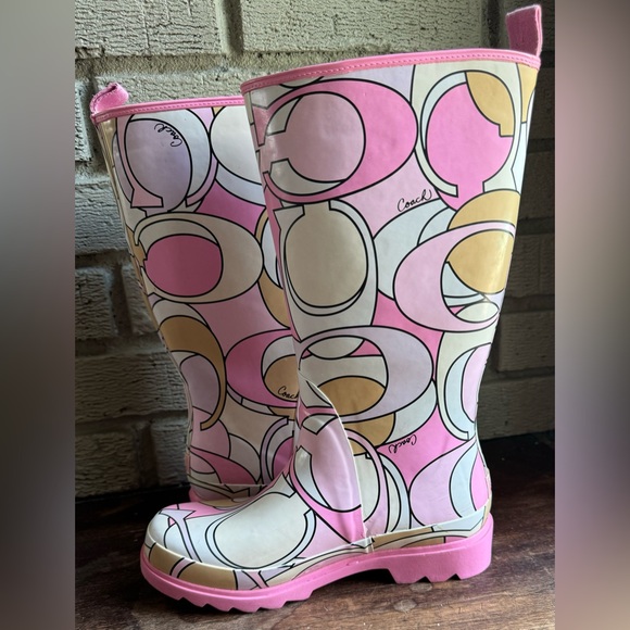 Coach Logo Paisley Pink Rain/Mud Boot- Size 6B - Picture 5 of 9